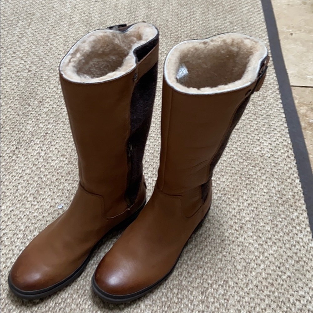 Ugg Janina Waterproof Rain Boots. Sz 8. Like New